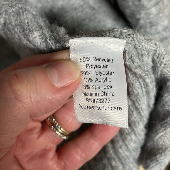 Nine West size small gray cocoon cardigan sweater with pockets - Picture 5 of 8